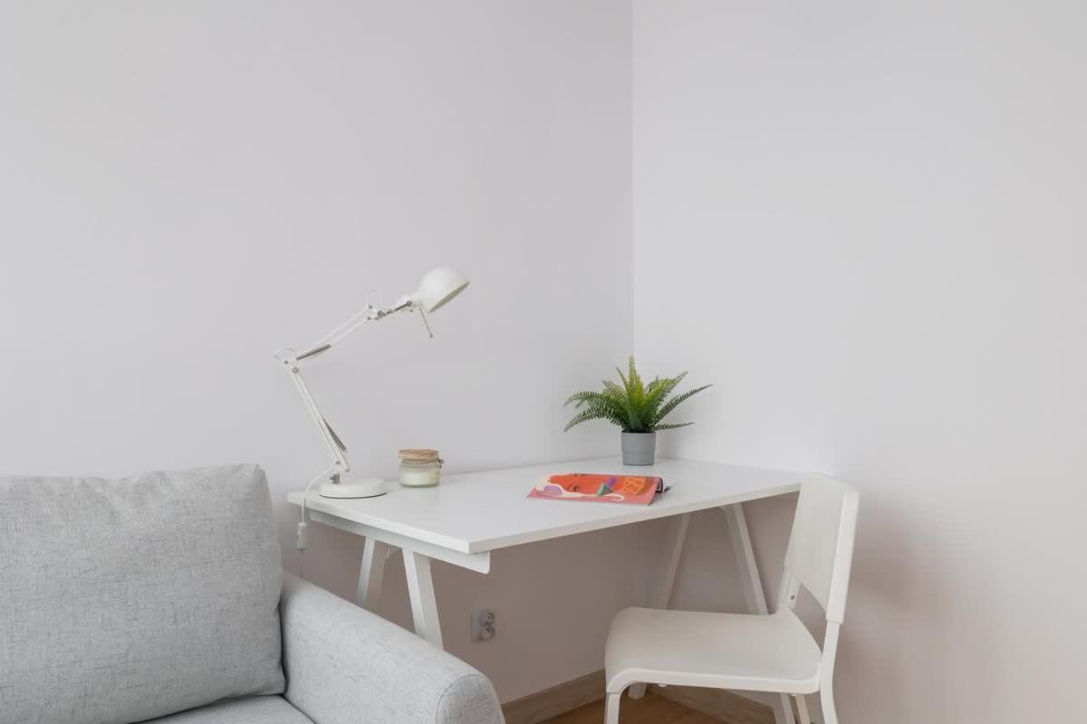 Bright In The Centre Of By Renters
