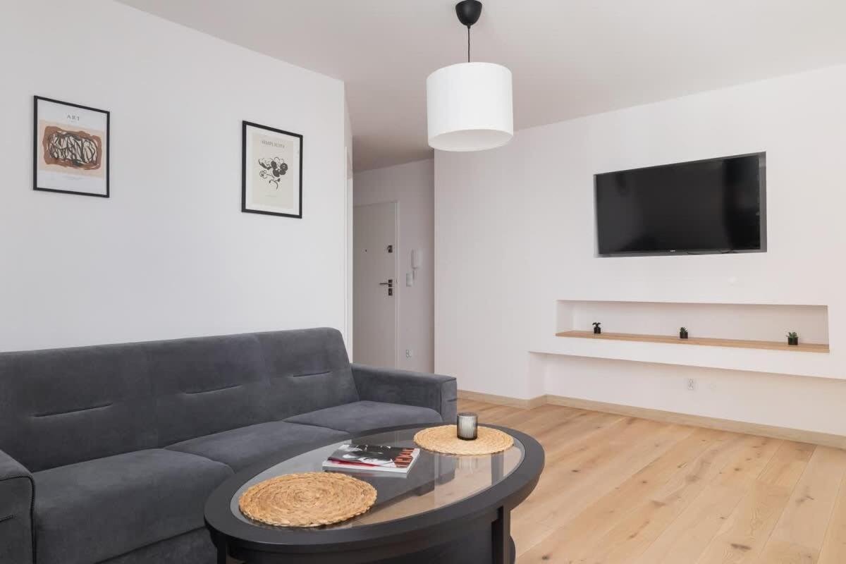 Bright In The Centre Of By Renters